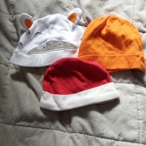 3 newborn beanies